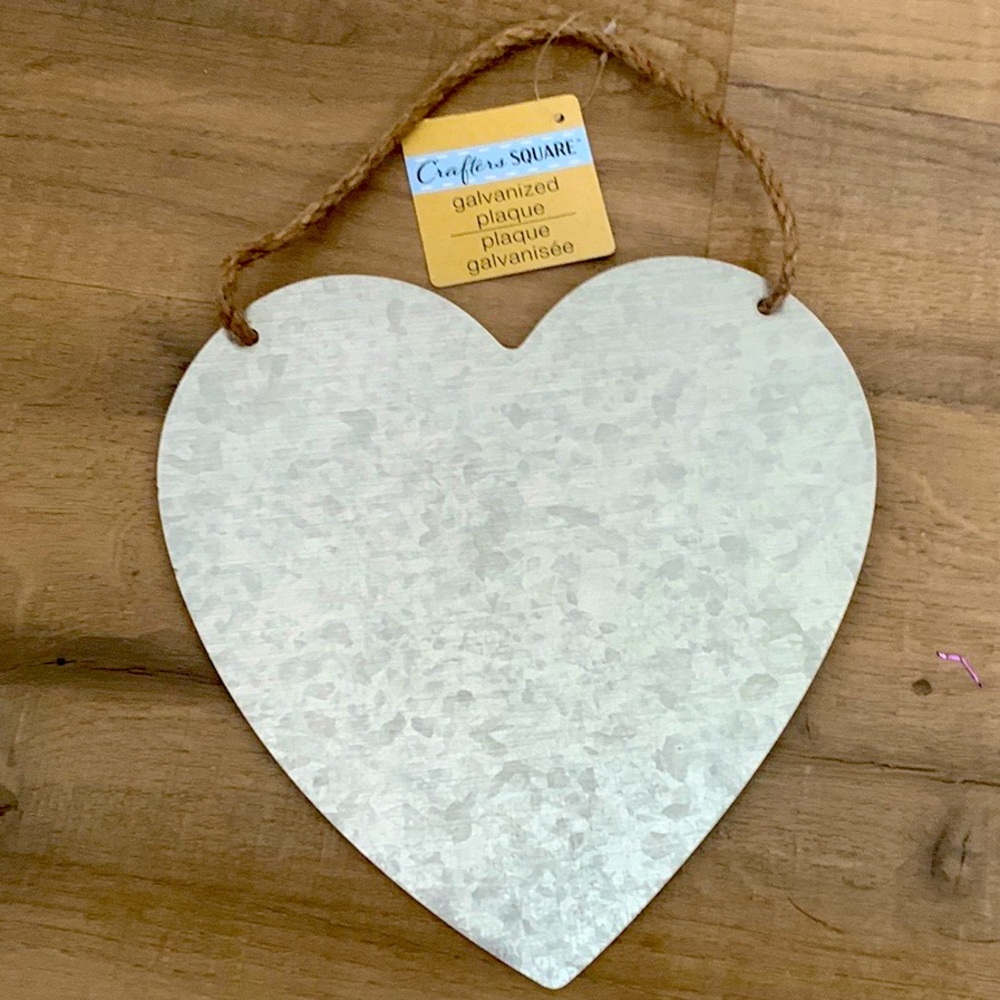 3/$15 ✨ Flash Sale.‎   Galvanized Heart Sign